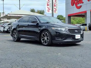 Ford Taurus 2017 AWD SHO 4dr Sedan