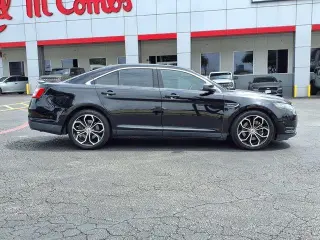 Ford Taurus 2017 AWD SHO 4dr Sedan