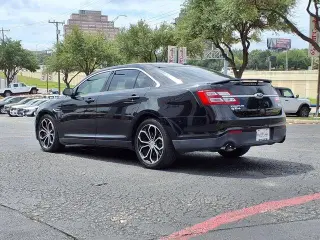 Ford Taurus 2017 AWD SHO 4dr Sedan
