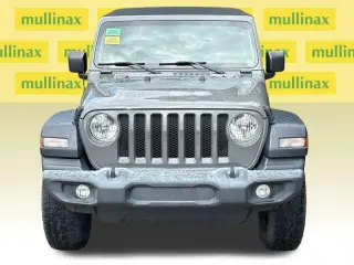 Jeep Wrangler Unlimited 2018 4x4 Sport 4dr SUV (midyear release)