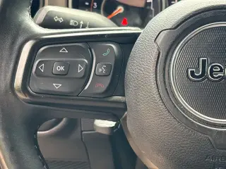 Jeep Wrangler Unlimited 2018 4x4 Sport 4dr SUV (midyear release)