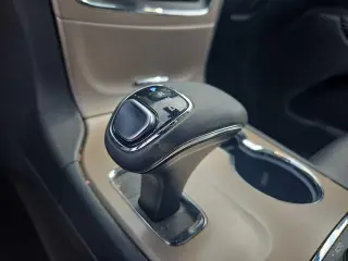 Jeep Grand Cherokee 2015 4x4 Overland 4dr SUV