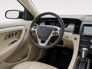 Ford Taurus 2016 SEL 4dr Sedan