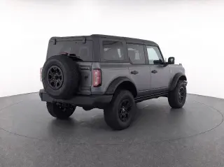 Ford Bronco 2023 4x4 Base Advanced 4dr SUV