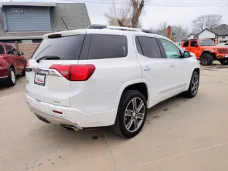 2017 GMC Acadia