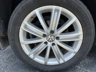 2016 Volkswagen Tiguan 4MOTION 4dr Auto R-Line