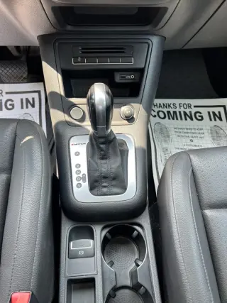 2016 Volkswagen Tiguan 4MOTION 4dr Auto R-Line