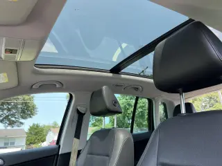 2016 Volkswagen Tiguan 4MOTION 4dr Auto R-Line