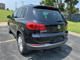 2016 Volkswagen Tiguan 4MOTION 4dr Auto R-Line