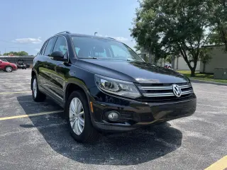 2016 Volkswagen Tiguan 4MOTION 4dr Auto R-Line