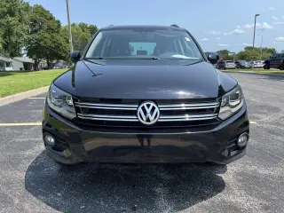 2016 Volkswagen Tiguan 4MOTION 4dr Auto R-Line