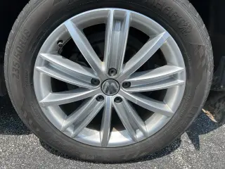 2016 Volkswagen Tiguan 4MOTION 4dr Auto R-Line