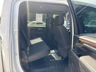2024 GMC Sierra 3500HD SLE