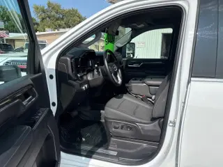 2024 GMC Sierra 3500HD SLE
