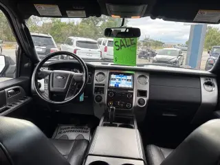 2017 Ford Expedition EL XLT