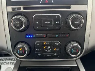 2017 Ford Expedition EL XLT