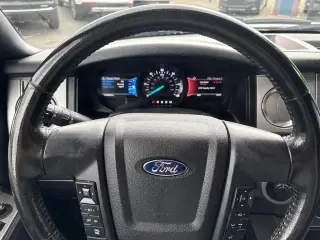 2017 Ford Expedition EL XLT