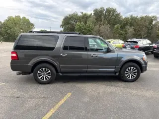 2017 Ford Expedition EL XLT