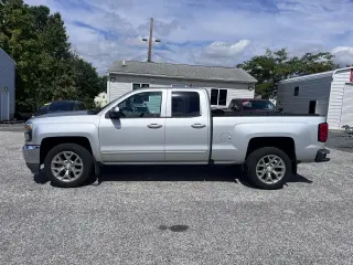 2017 Chevrolet Silverado 1500 4WD Double Cab LT w/1LT