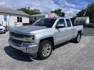 2017 Chevrolet Silverado 1500 4WD Double Cab LT w/1LT