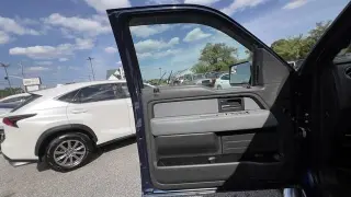2013 Ford F-150 4WD SuperCrew 145" XL