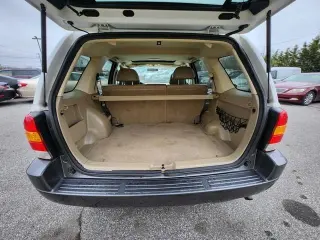 2004 Ford Escape 4dr 103" WB XLT 4WD