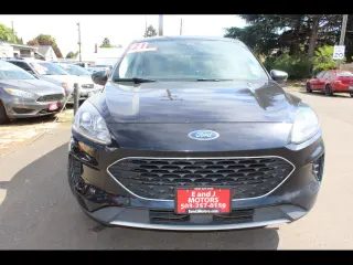 2021 Ford Escape SE FWD