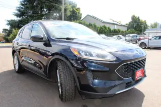 2021 Ford Escape SE FWD