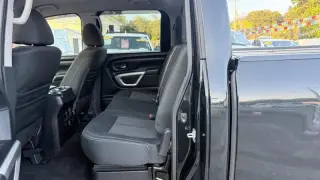 2019 Nissan Titan XD SL Crew Cab 4WD