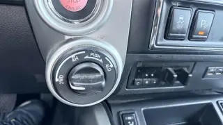 2019 Nissan Titan XD SL Crew Cab 4WD
