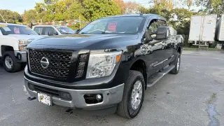2019 Nissan Titan XD SL Crew Cab 4WD
