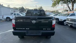2019 Nissan Titan XD SL Crew Cab 4WD