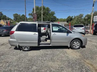 2005 Toyota Sienna CE 7 PASSENGER