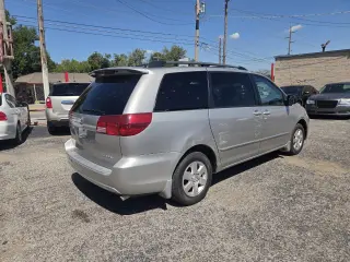 2005 Toyota Sienna CE 7 PASSENGER
