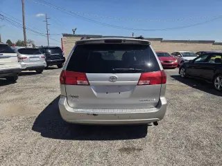 2005 Toyota Sienna CE 7 PASSENGER