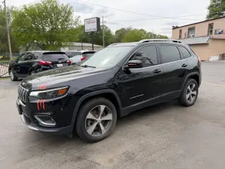 2019 Jeep Cherokee