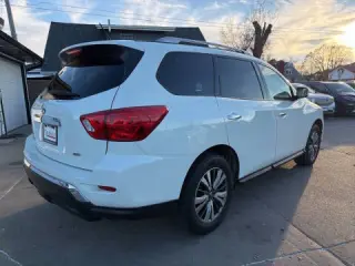 2018 Nissan Pathfinder