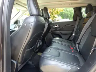 2014 Jeep Cherokee 4WD 4dr Limited