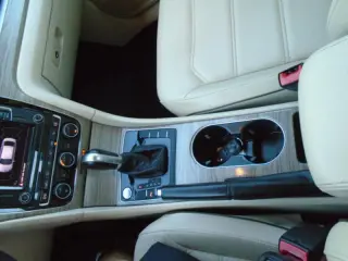 2018 Volkswagen Passat SE