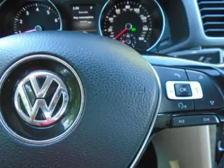 2018 Volkswagen Passat SE