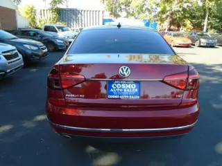 2018 Volkswagen Passat SE