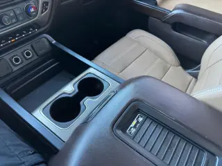 2017 GMC Sierra 1500 4WD Crew Cab 143.5" Denali