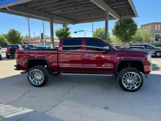2017 GMC Sierra 1500 4WD Crew Cab 143.5" Denali