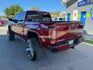2017 GMC Sierra 1500 4WD Crew Cab 143.5" Denali