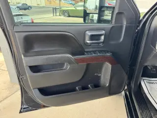 2016 GMC Sierra 1500 4WD Double Cab 143.5" SLE