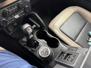 2022 Ford Bronco Base 4 Door Advanced 4x4