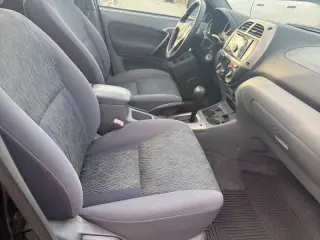 2001 Toyota RAV4