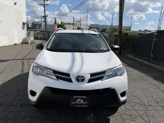 2013 Toyota RAV4 AWD 4dr LE (Natl)