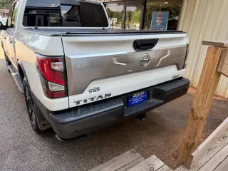 2021 Nissan Titan