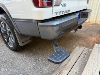 2021 Nissan Titan